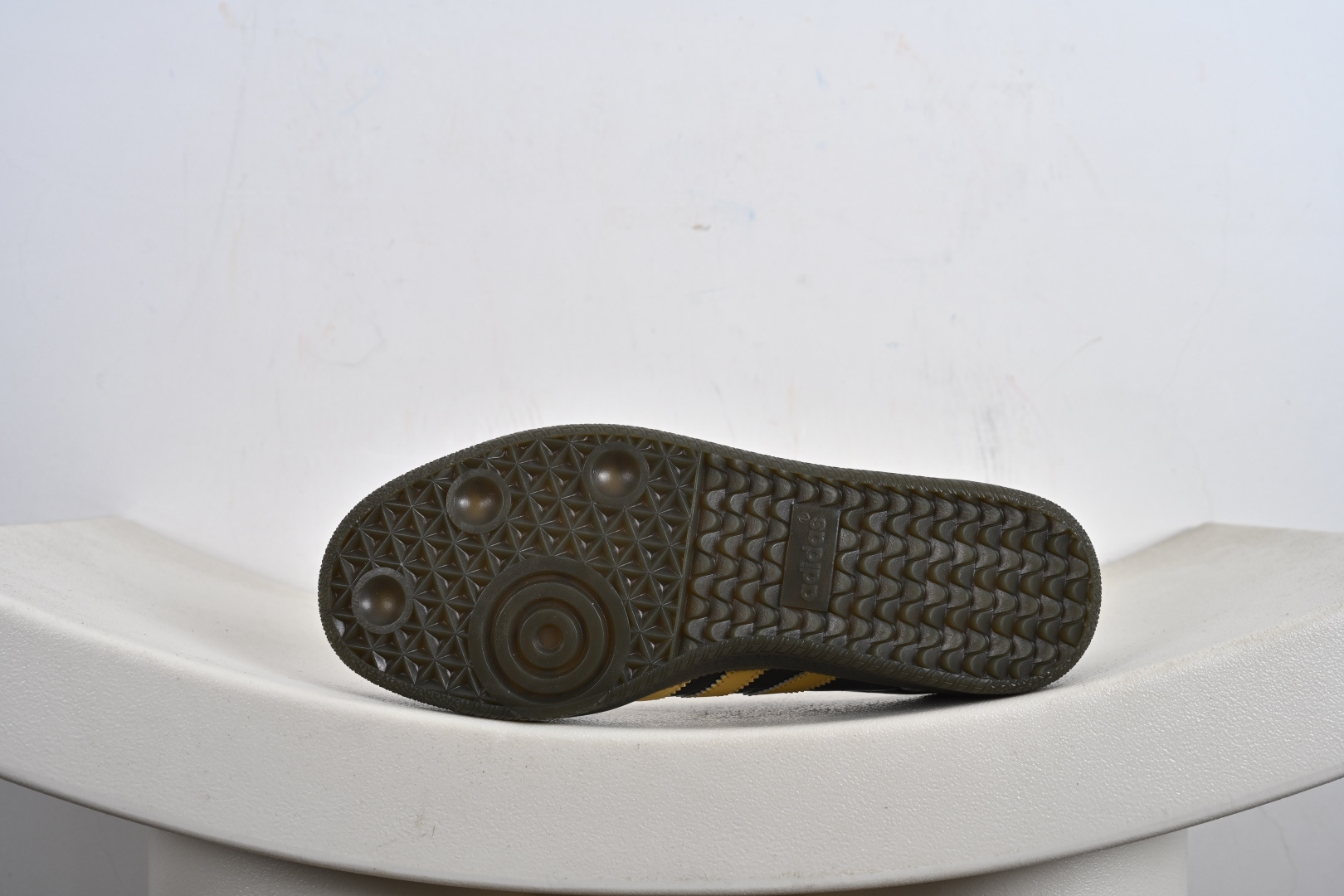 Adidas Originals Samba 桑巴舞系列 阿迪达斯 三叶草 绅士德训足球风百搭低帮休闲运动板鞋 KI6280