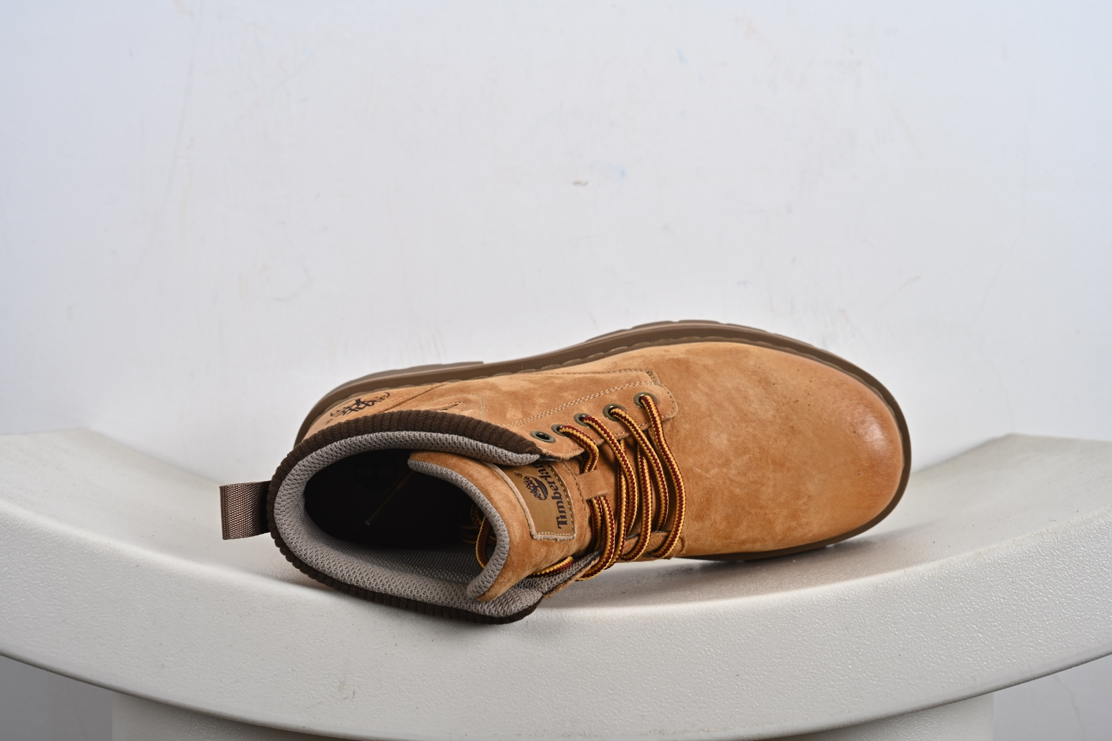 Timberland添柏岚/天伯伦 户外低帮休闲大黄靴系列 TB10078