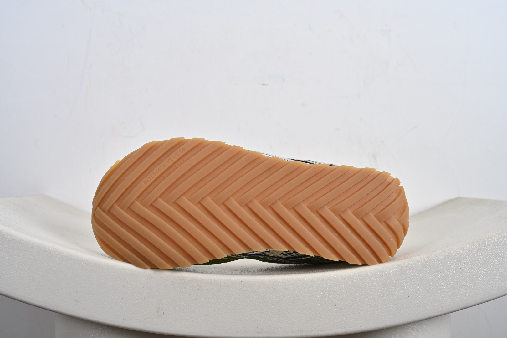 Bottega Veneta葆蝶家 Orbit