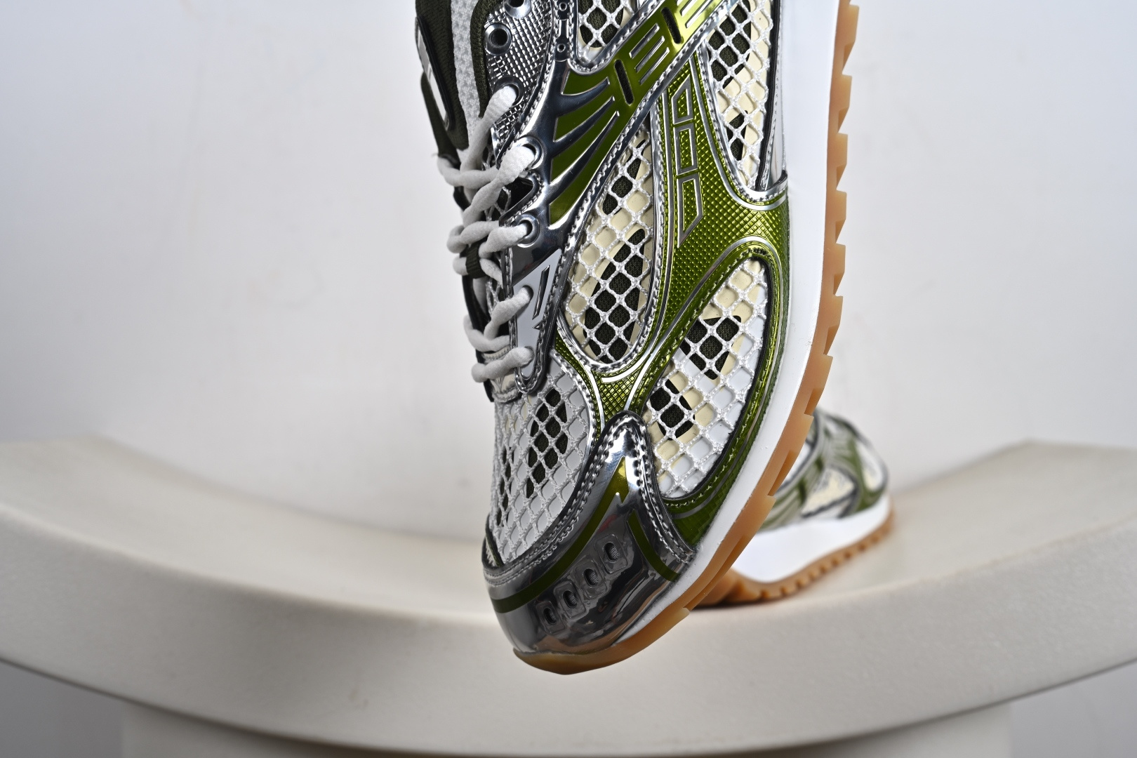 Bottega Veneta葆蝶家 Orbit