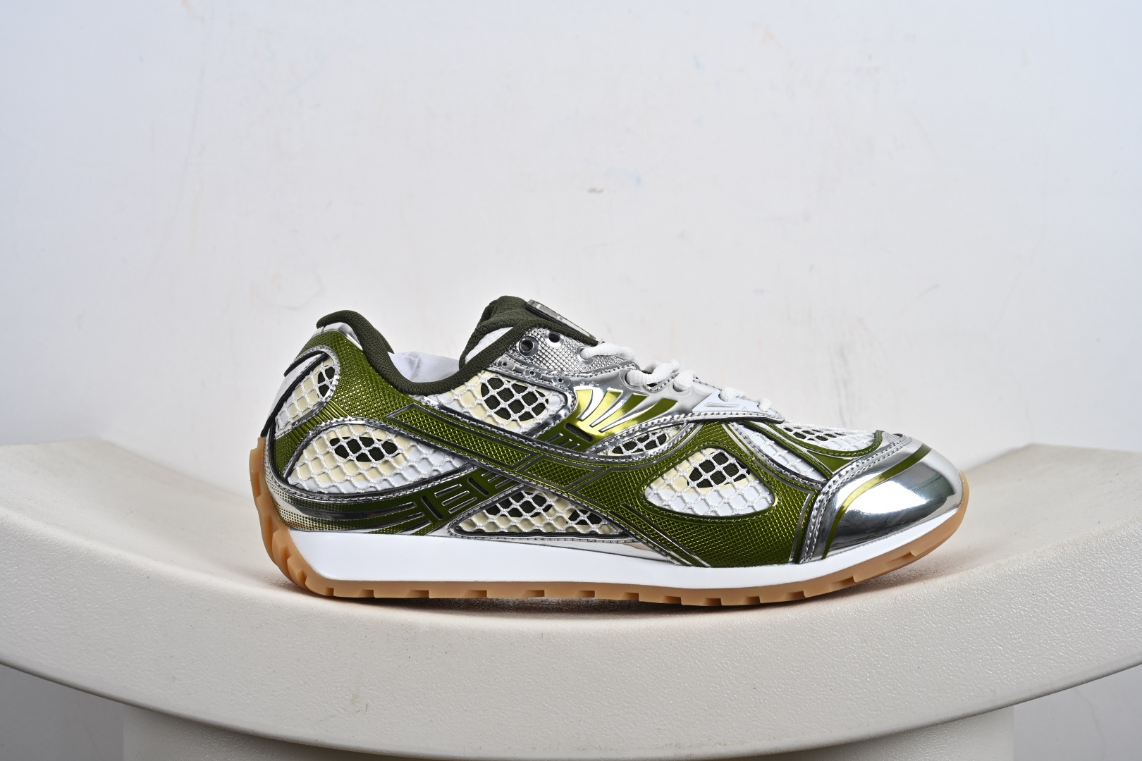 Bottega Veneta葆蝶家 Orbit