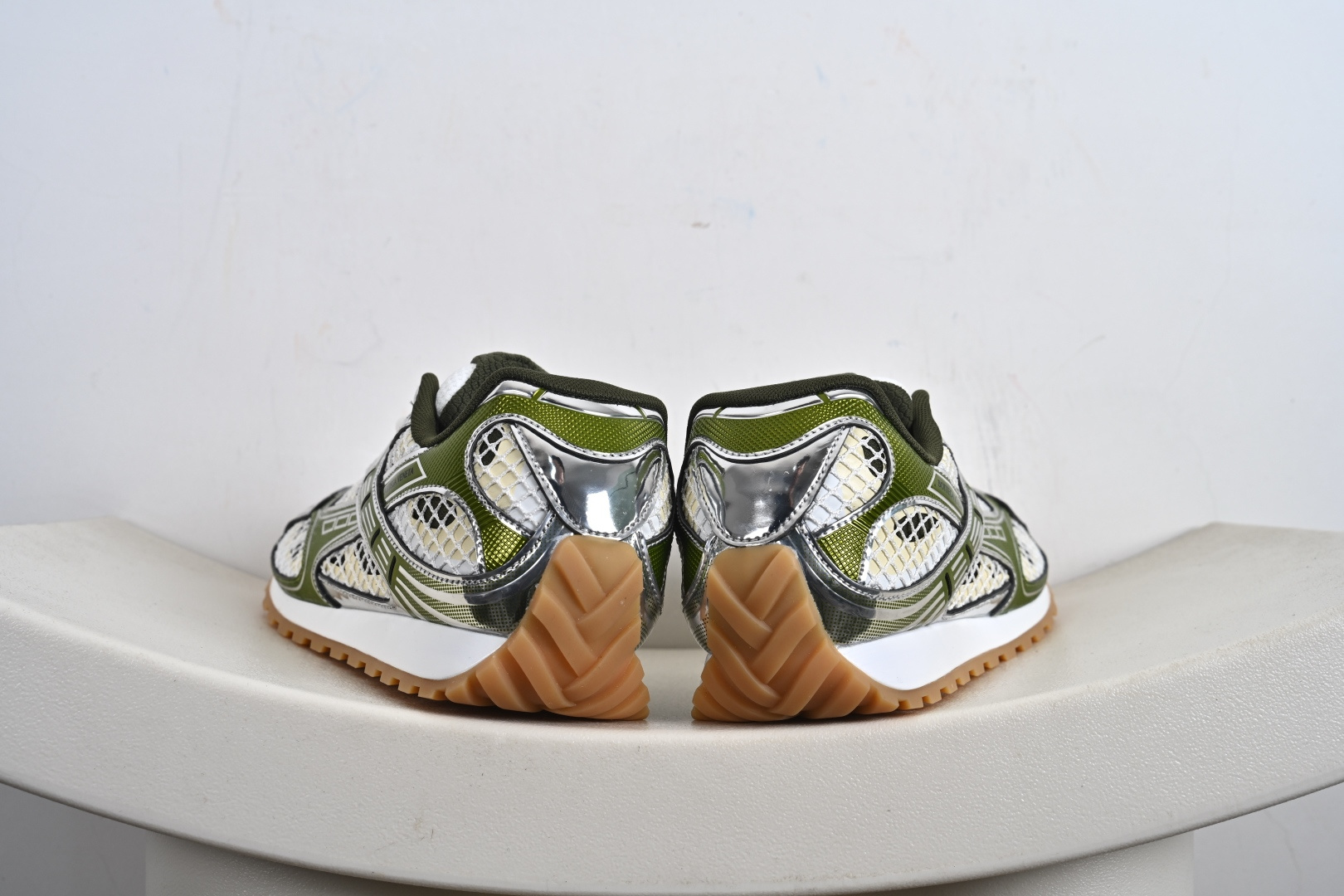 Bottega Veneta葆蝶家 Orbit