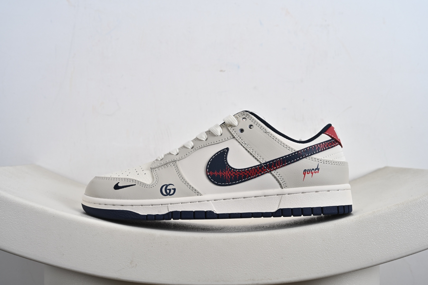 Dunk Low RETRO 联名款 HS2506-217