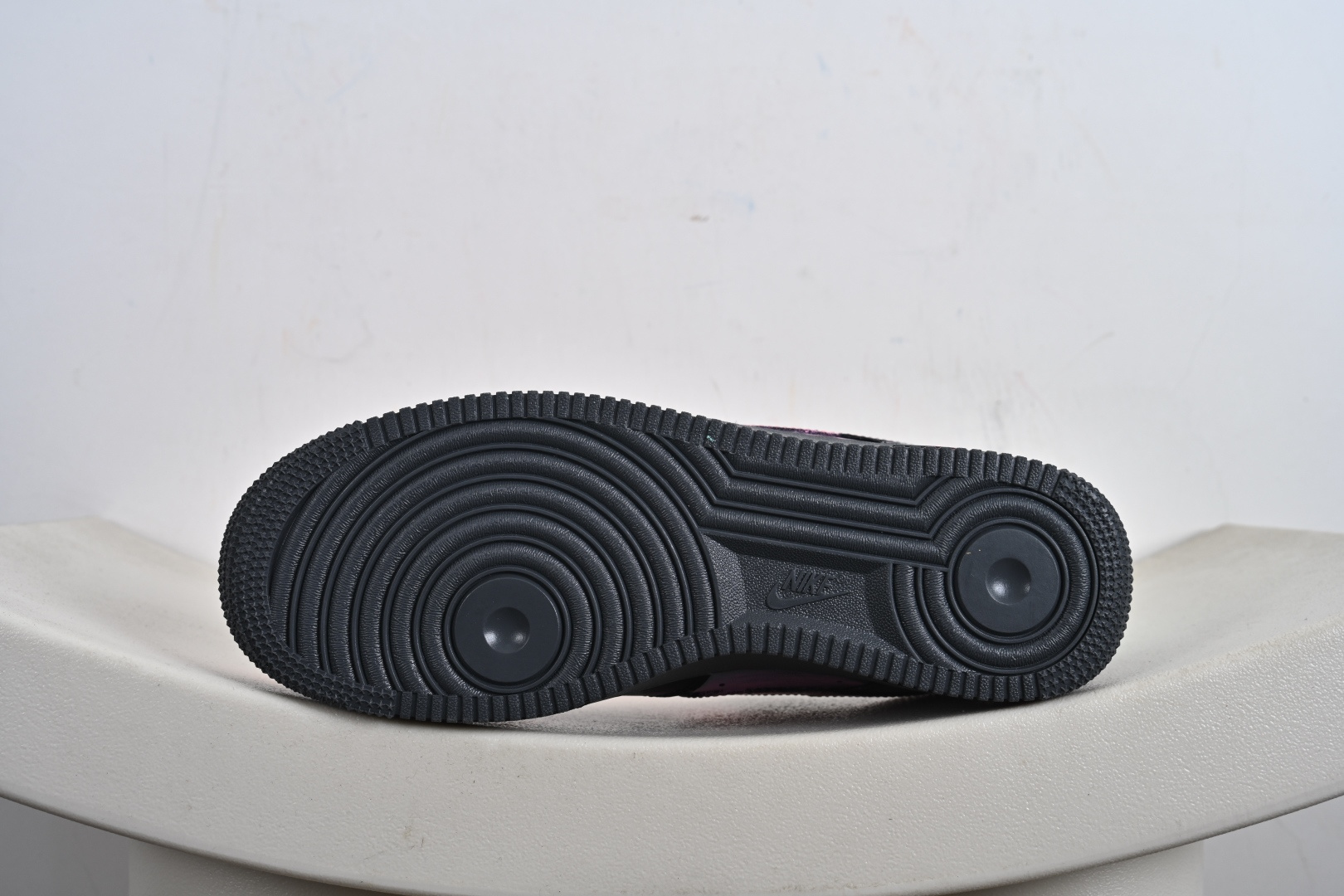 手绘涂鸦“粉电蛛影”Nike Air Force 1 “Pink electric spider shadow”空军一号定制板鞋 YD2425-011