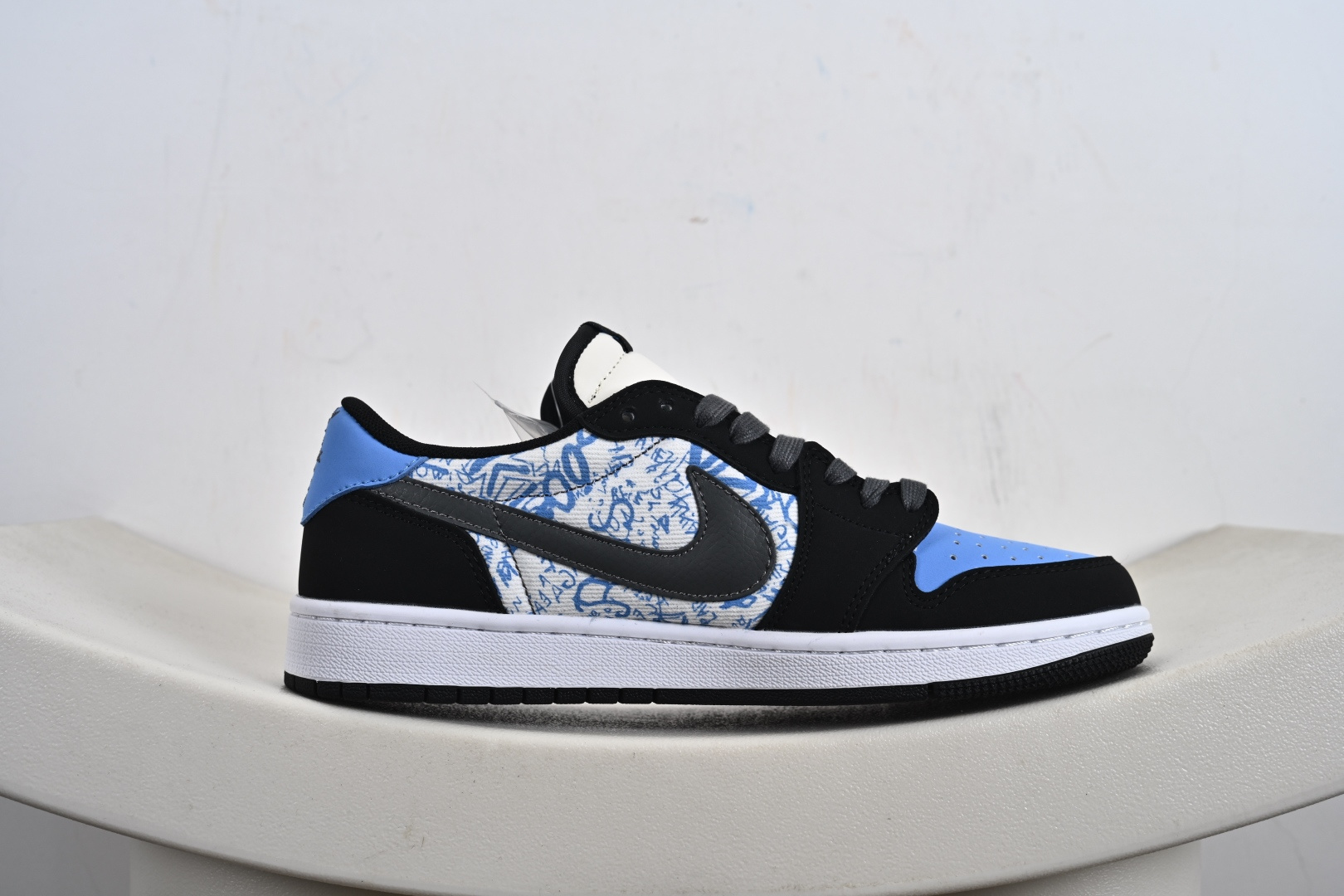 Travis Scott x Fragment Design x Air Jordan 1 Low SP AJ1 乔1 印花 低帮文化休闲板鞋 XD0798-306