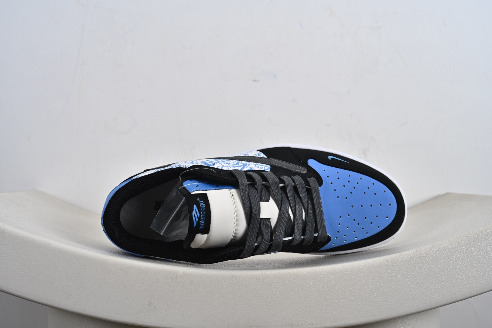 Travis Scott x Fragment Design x Air Jordan 1 Low SP AJ1 乔1 印花 低帮文化休闲板鞋 XD0798-306