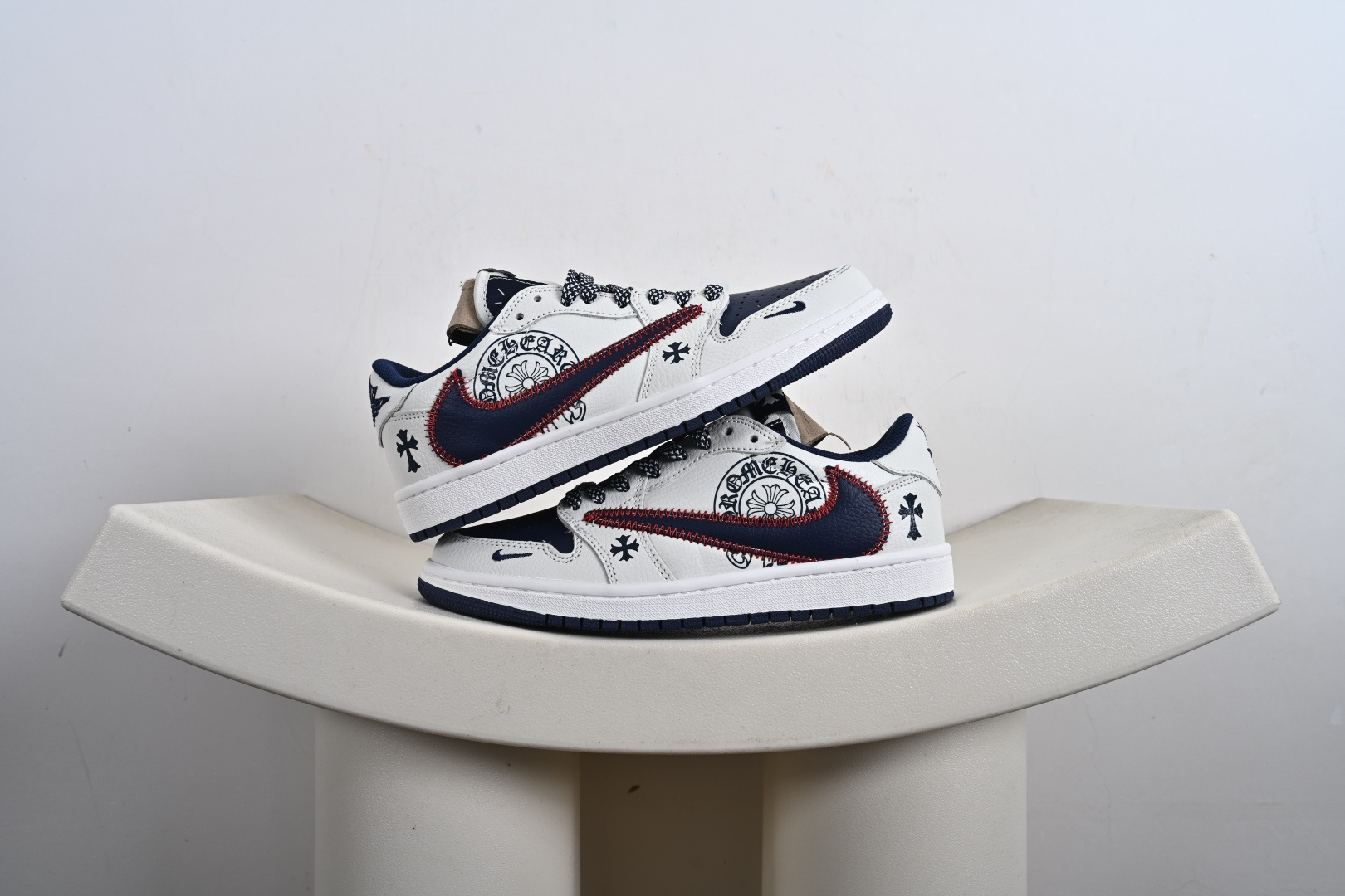 Chrome Hearts x Air Jordan 1 Low 缝线勾 DZ5899-030