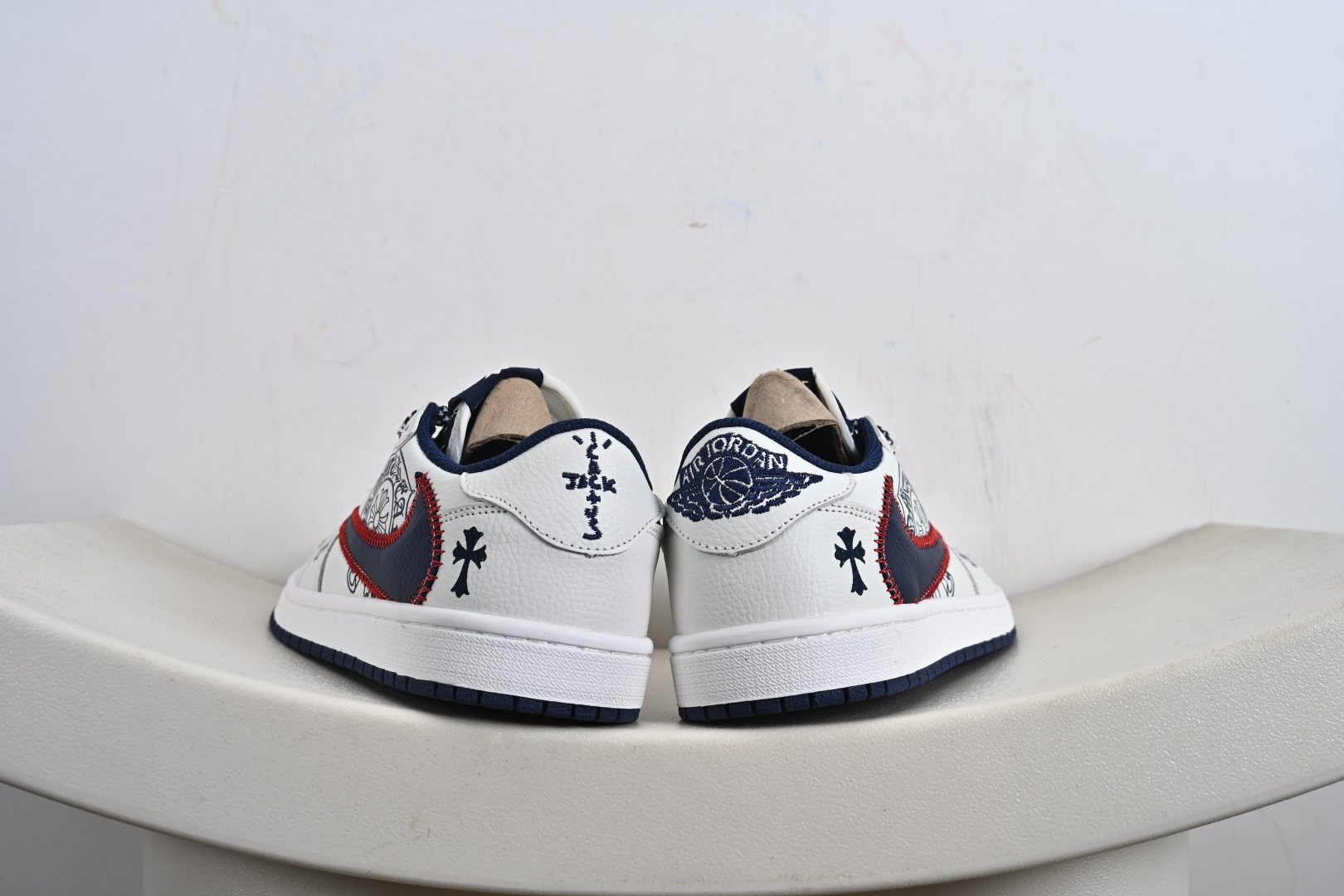 Chrome Hearts x Air Jordan 1 Low 缝线勾 DZ5899-030