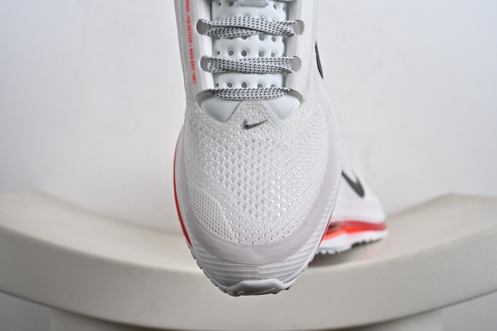 Nike Pegasus Premium Airscape 舒适百搭减震防滑耐磨透气 低帮跑步鞋 白红 HQ2592-101