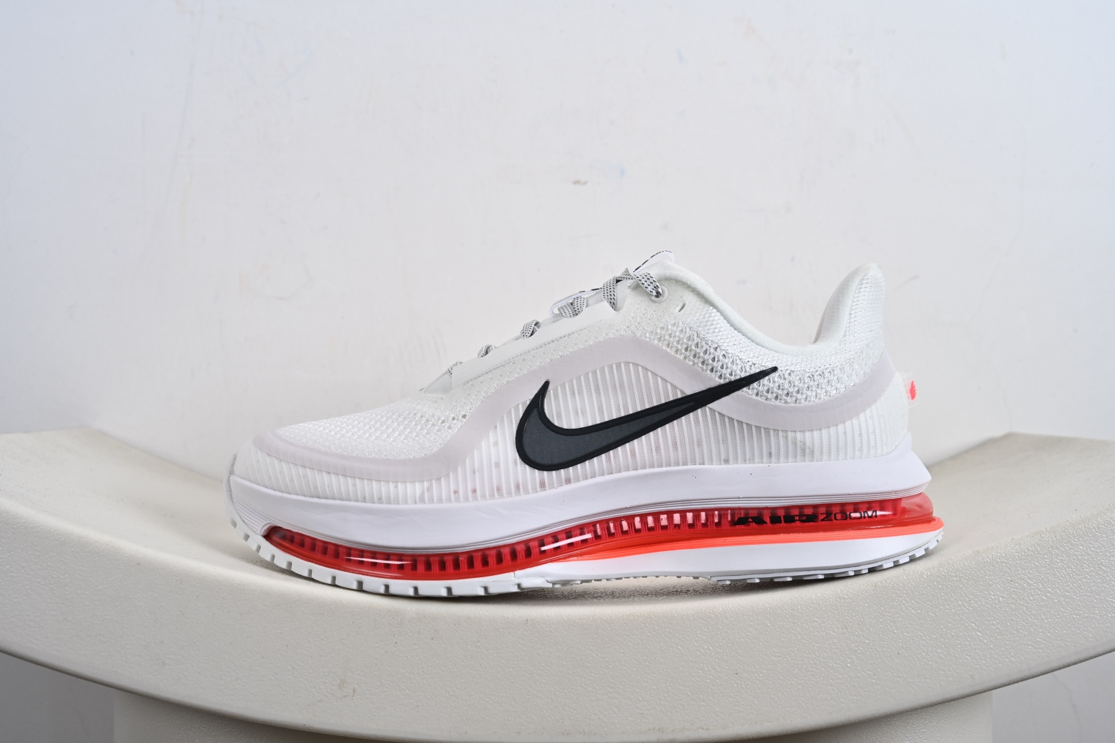 Nike Pegasus Premium Airscape 舒适百搭减震防滑耐磨透气 低帮跑步鞋 白红 HQ2592-101