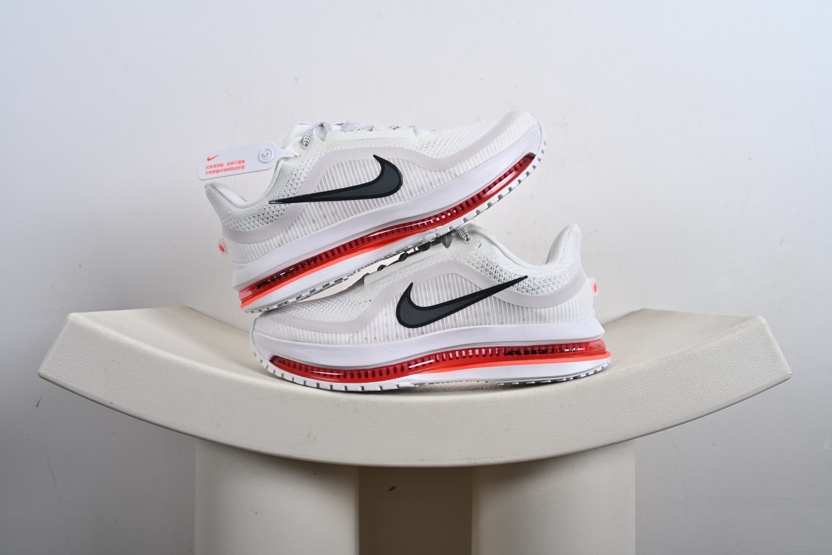 Nike Pegasus Premium Airscape 舒适百搭减震防滑耐磨透气 低帮跑步鞋 白红 HQ2592-101