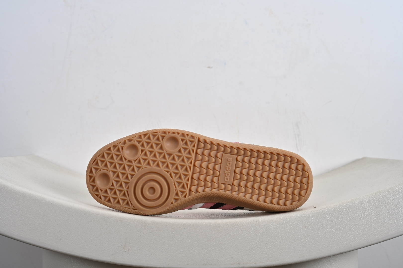 170 Adidas SAMBA W 三叶草休闲防滑耐磨低帮板鞋 KK2239