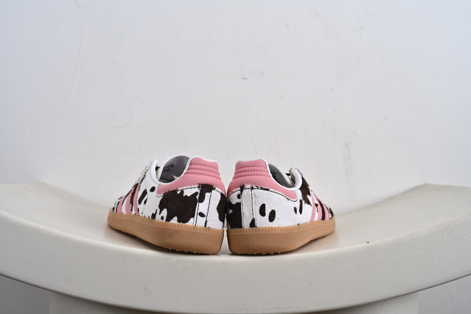 170 Adidas SAMBA W 三叶草休闲防滑耐磨低帮板鞋 KK2239