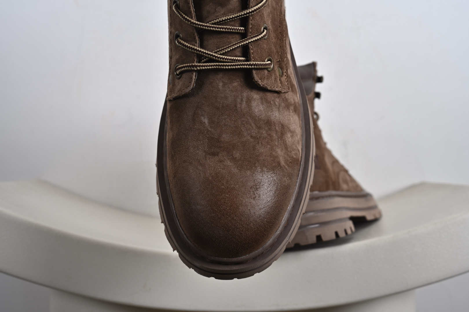 CAT/卡特 硬汉推土机品牌 秋季新款 EASE超轻系列高帮工装休闲鞋 P726536