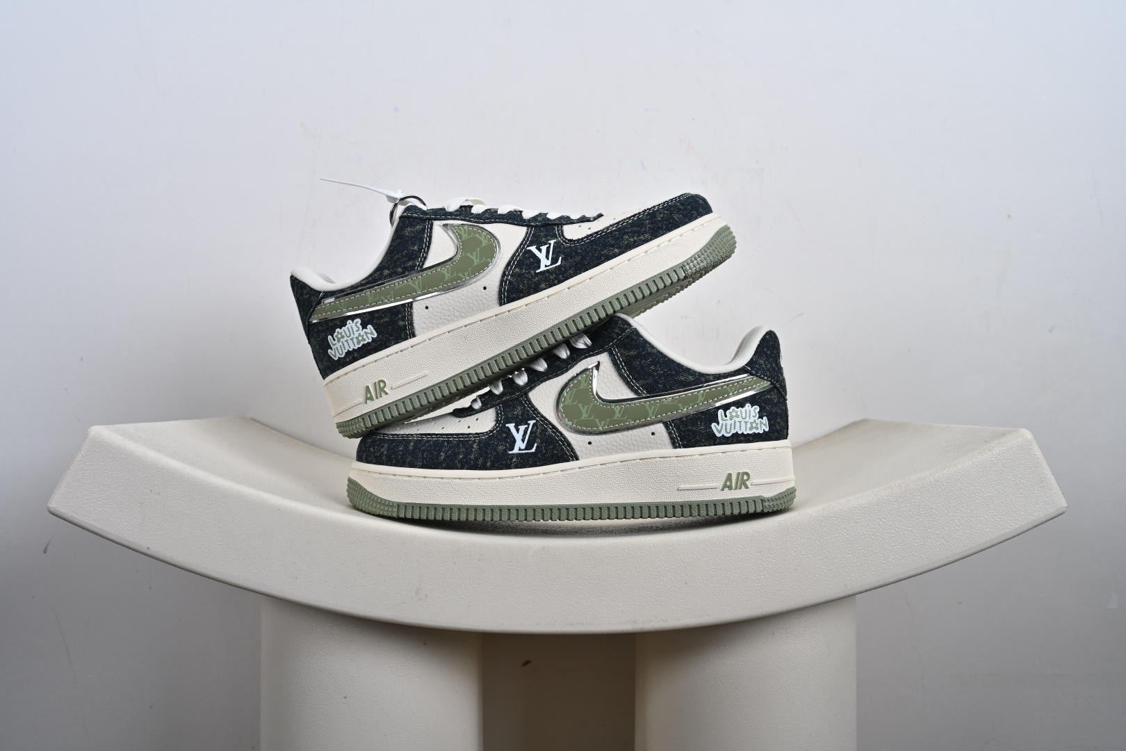 NIke Air Force 1 ’07 Low 空军一号低帮 运动鞋 休闲鞋 DX1888-098