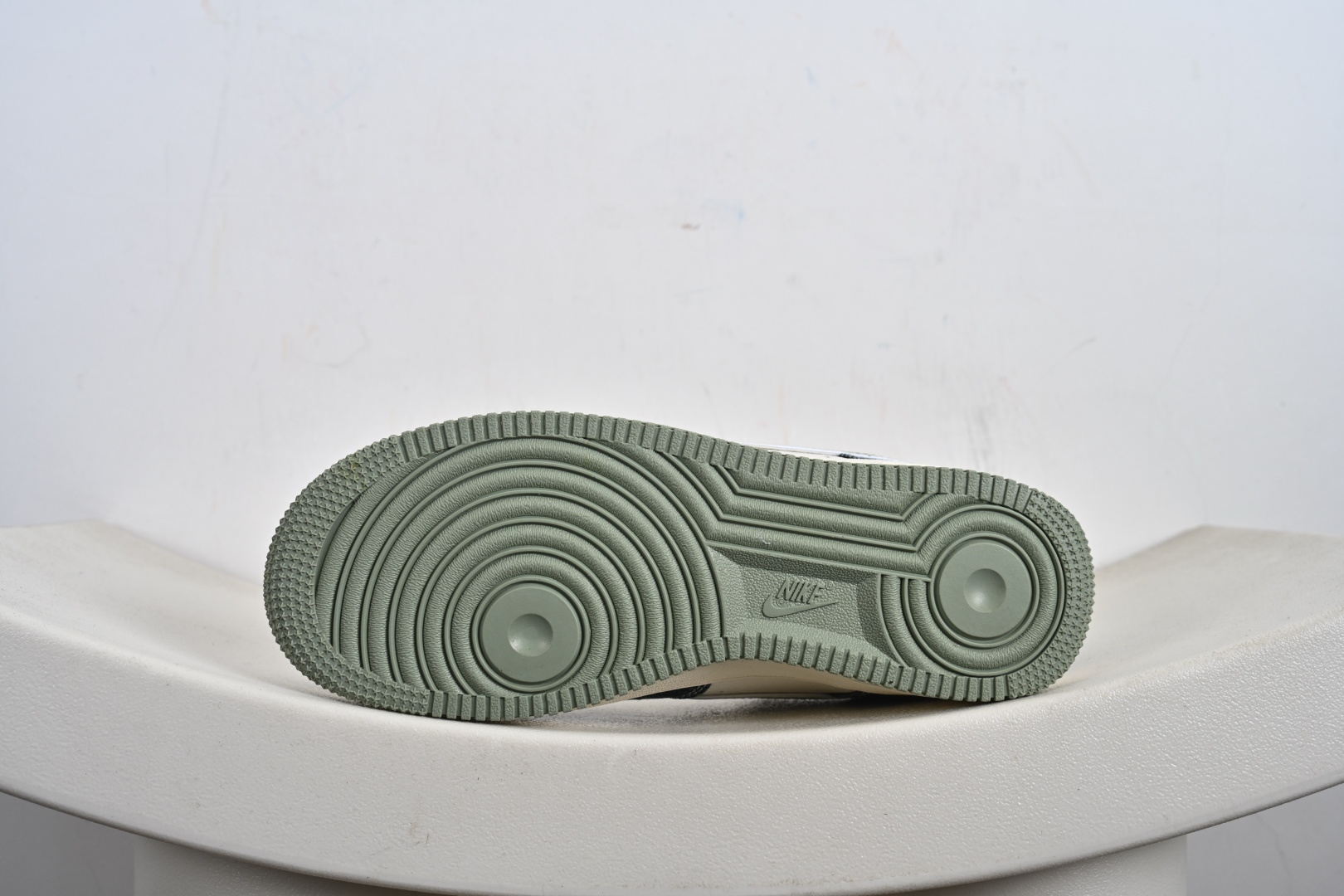 NIke Air Force 1 '07 Low 空军一号低帮 运动鞋 休闲鞋 DX1888-098