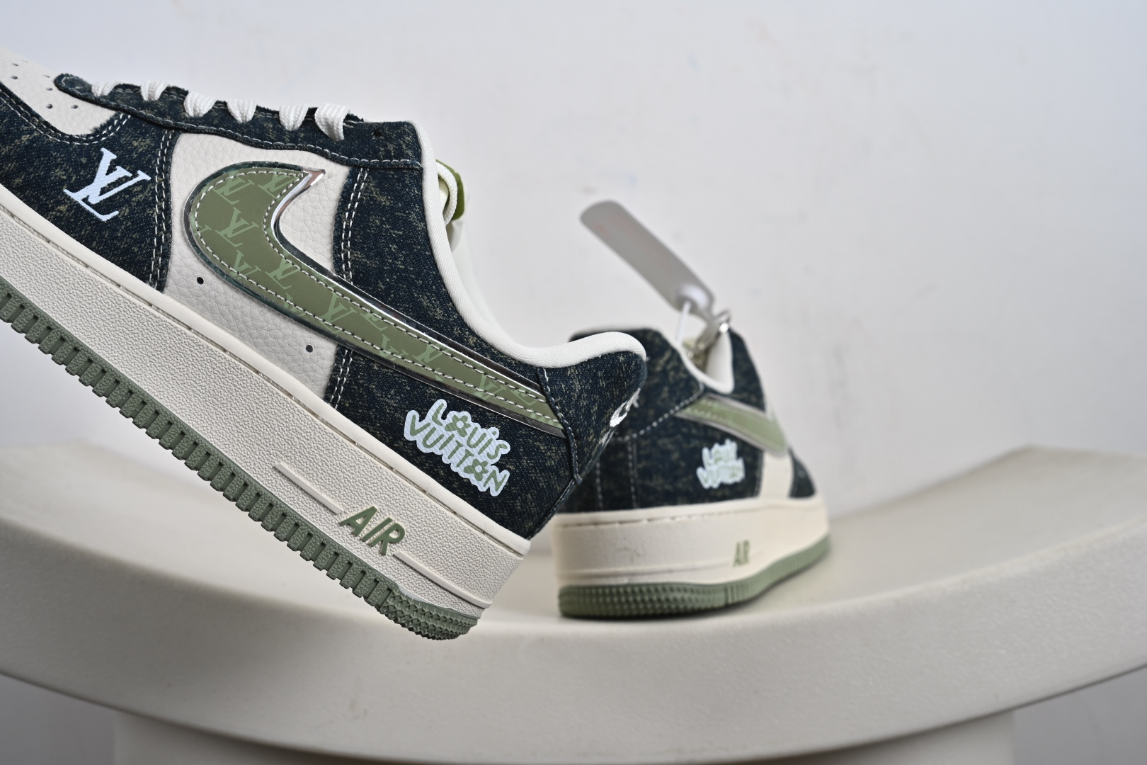 NIke Air Force 1 '07 Low 空军一号低帮 运动鞋 休闲鞋 DX1888-098
