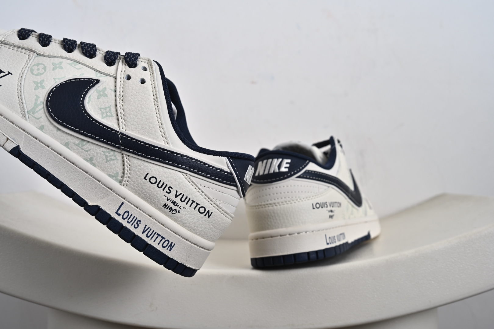 Nike SB Dunk Low LV联名 米蓝印花 低帮休闲板鞋 HT5088-610