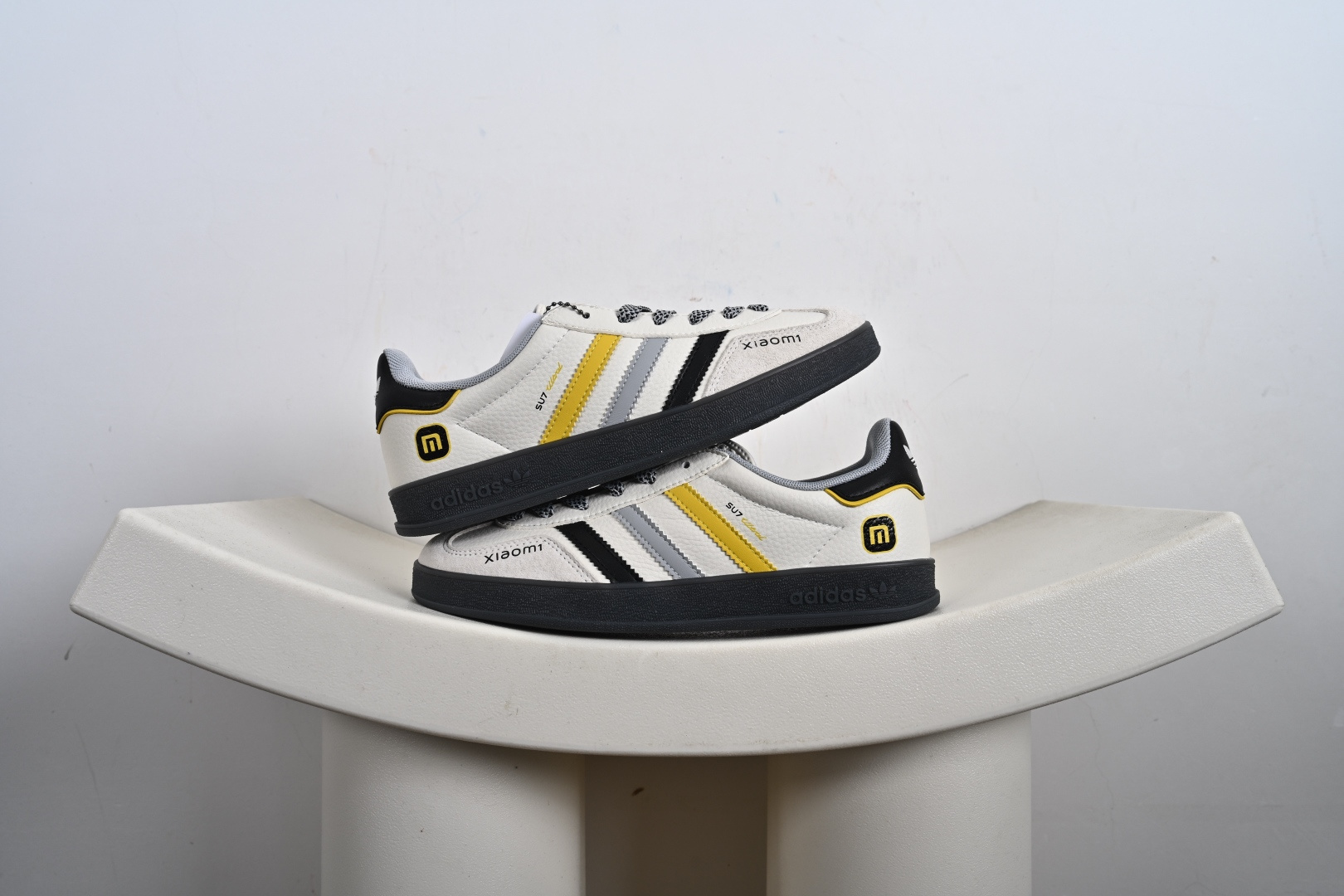 Adidas SAMBA 德训鞋 高端定制桑巴系列 低帮休闲板鞋 DM1234