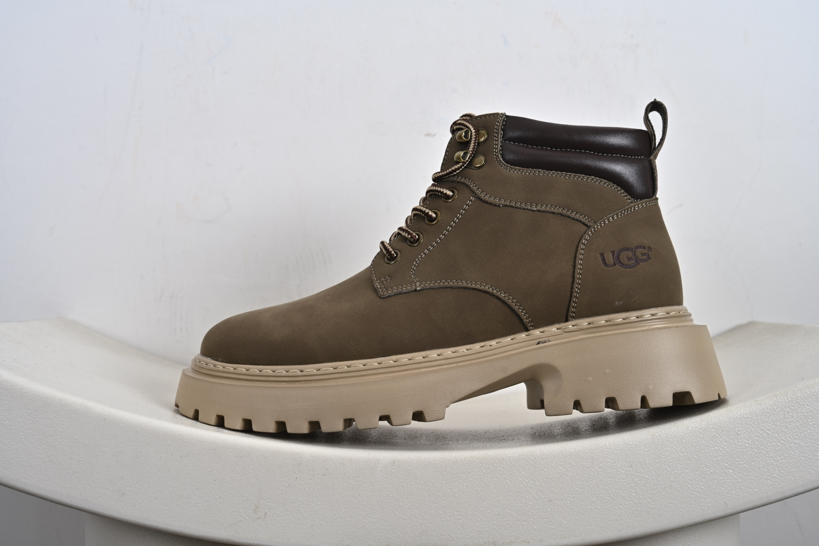 M Tasman Weather Hybrid UGG 2024秋冬新品 男士中帮休闲马丁靴系列 U5858