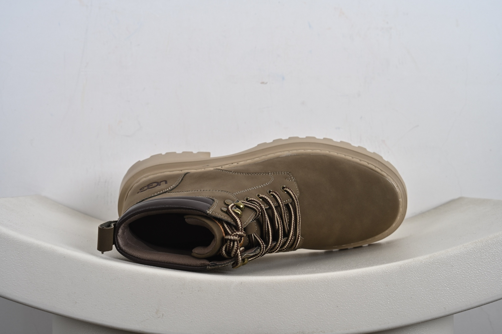 M Tasman Weather Hybrid UGG 2024秋冬新品 男士中帮休闲马丁靴系列 U5858