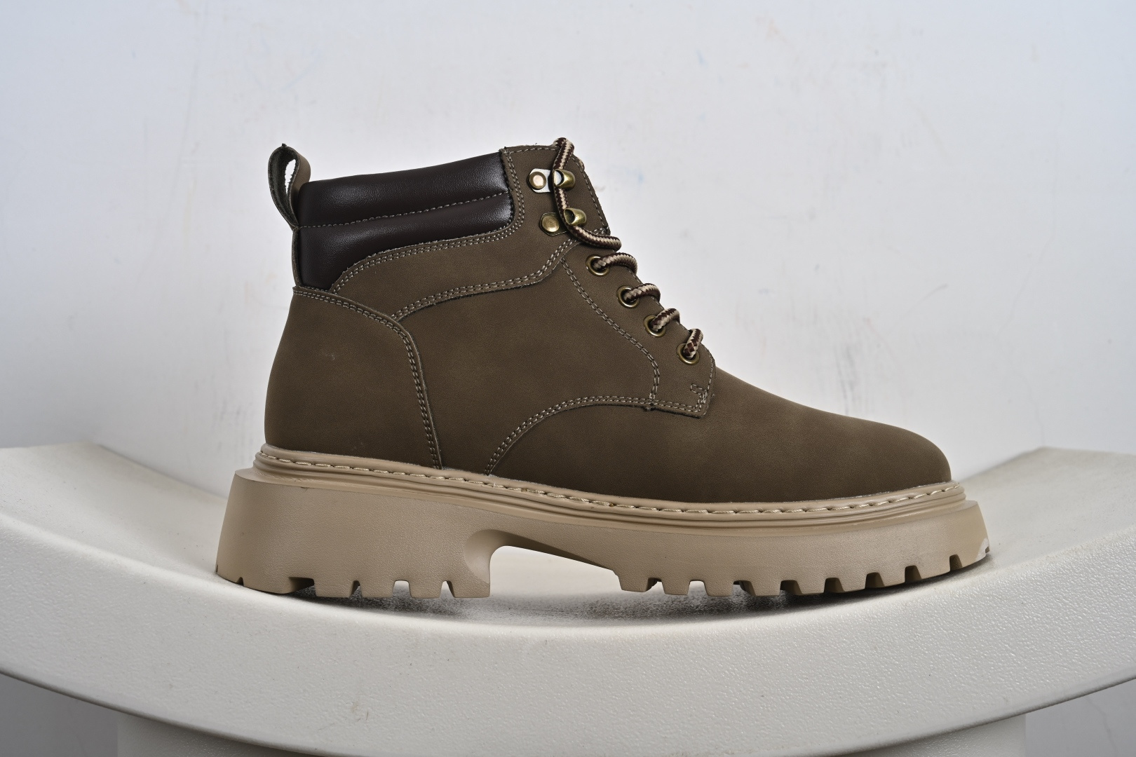 M Tasman Weather Hybrid UGG 2024秋冬新品 男士中帮休闲马丁靴系列 U5858