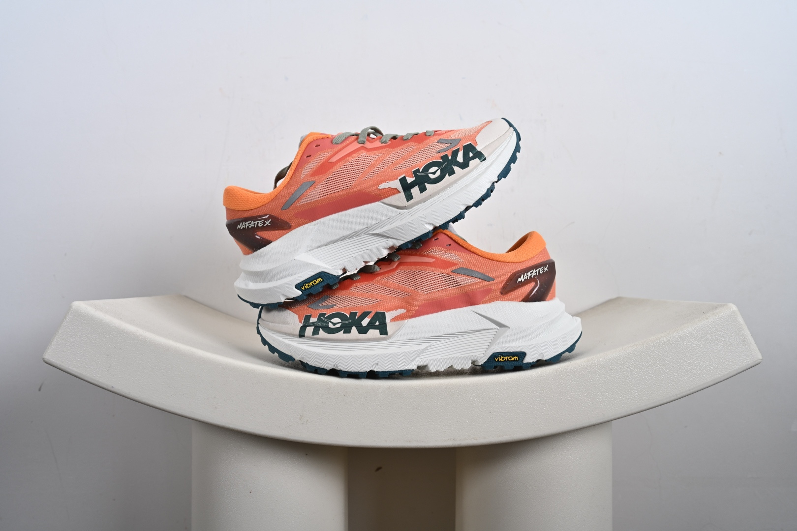 HOKA ONE ONE W MAFATE X 舒适百搭防滑耐磨低帮生活休闲鞋 1161990