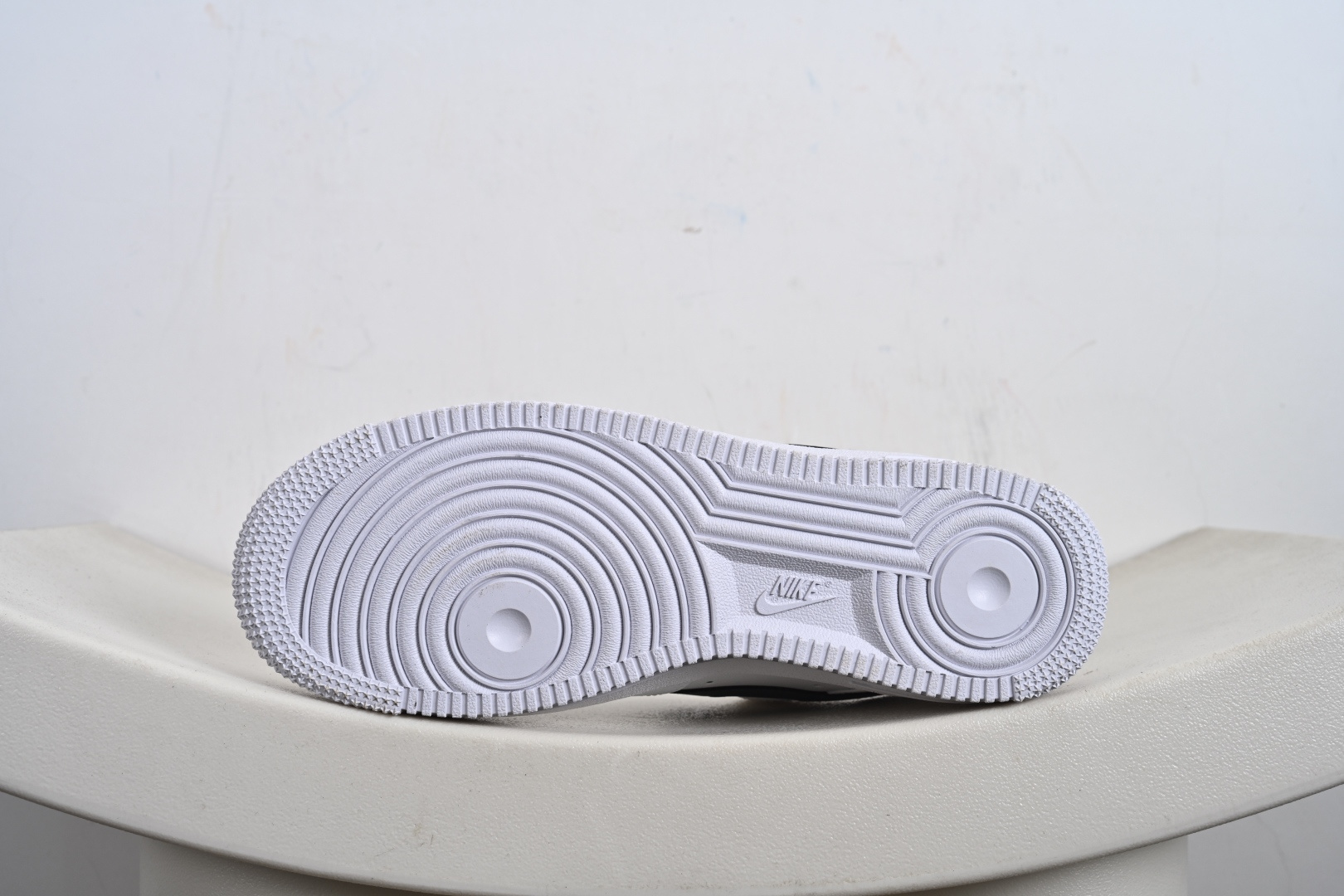 NIke Air Force 1 '07 Low 空军一号低帮 运动鞋 休闲鞋 ZH0316-127