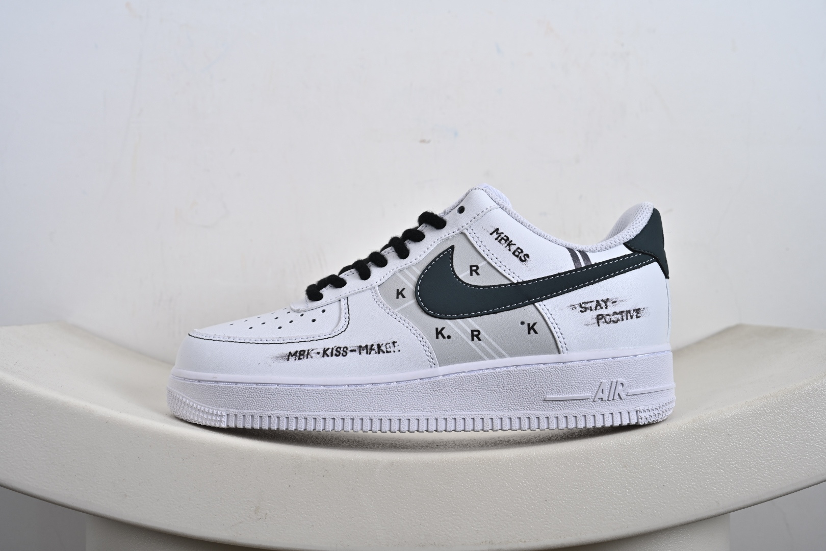 NIke Air Force 1 '07 Low 空军一号低帮 运动鞋 休闲鞋 ZH0316-127