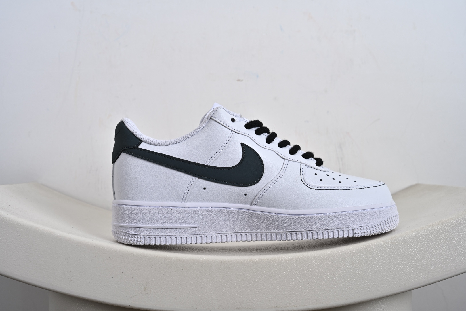 NIke Air Force 1 '07 Low 空军一号低帮 运动鞋 休闲鞋 ZH0316-127