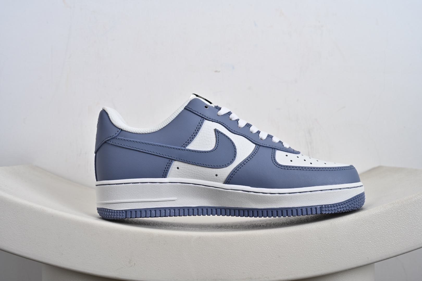 NIke Air Force 1 '07 Low 空军一号低帮 运动鞋 休闲鞋 KJ5188-004