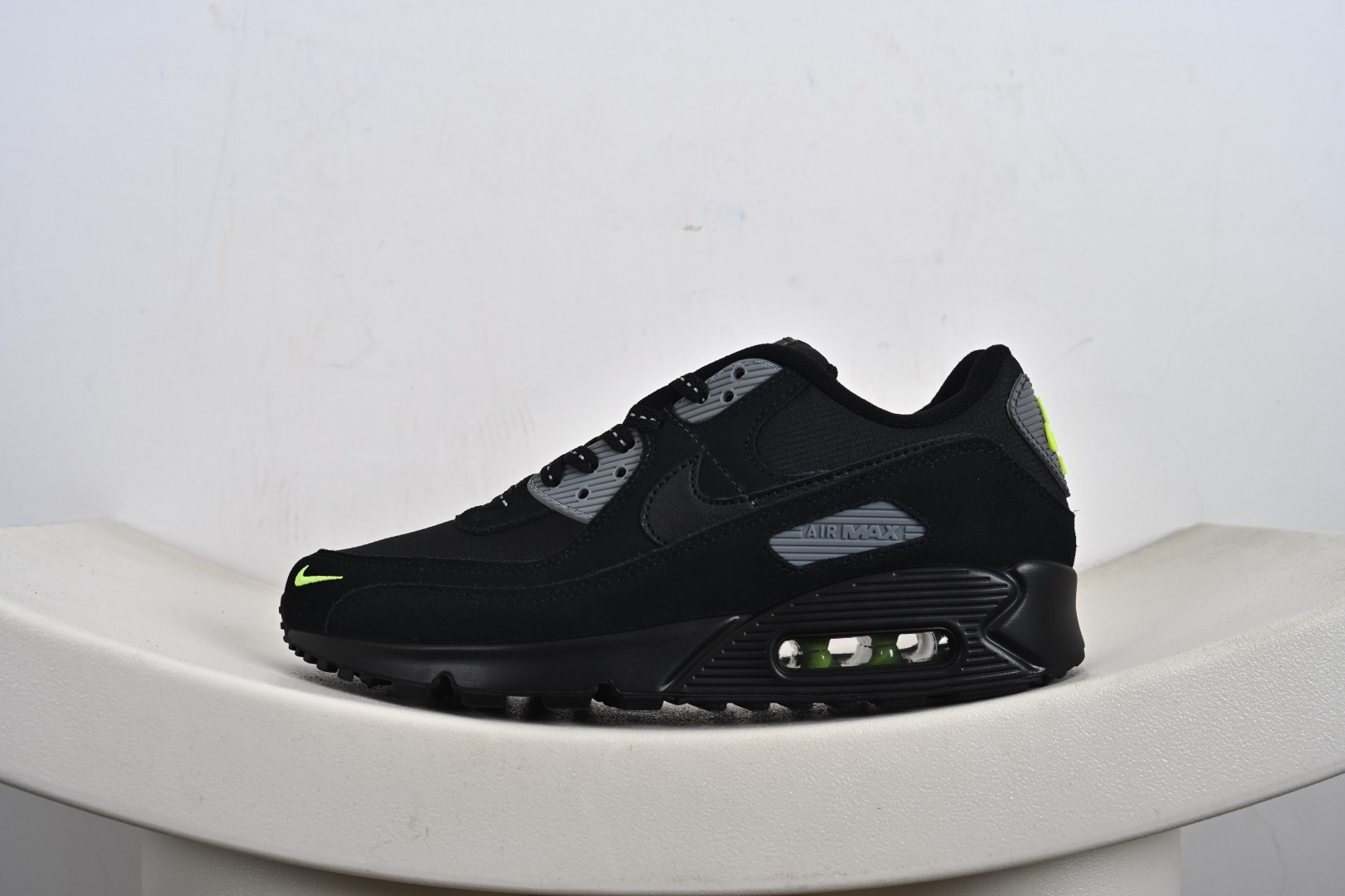 Nike Air Max 90 耐克 初代复古气垫百搭休闲运动慢跑鞋 FQ2377-001