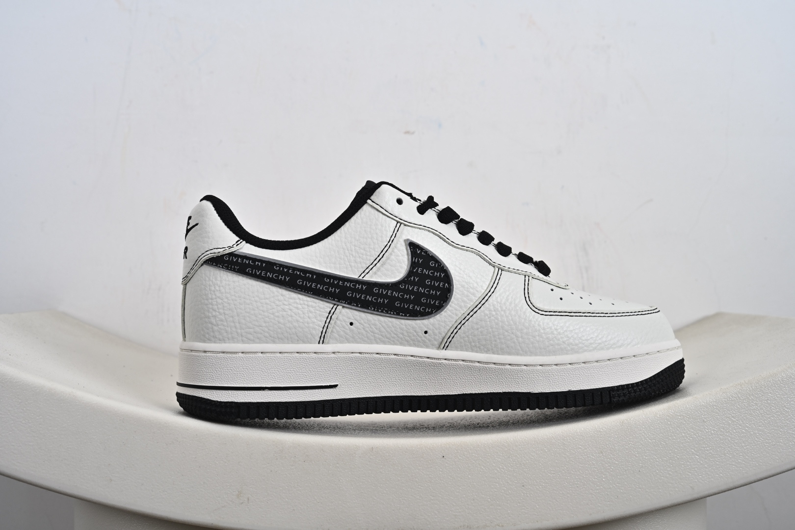 高端定制Nike Air Force 1 '07 Low “纪梵希联名---米白黑灰双钩 ” 高端定制 低帮休闲板鞋 KX2532-506