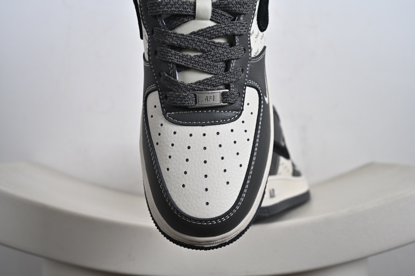 Nk Air Force 1'07 Low 斯图西联名-星云灰 空军一号 低帮休闲板鞋 XZ3328-168-High Quatity Cheap Brand wholesale wholesaler seller Clothes Bags handbags Sneakers Top Fashion Clothing Shoes from China Factory Chinese suppliers best Quality Beautiful Price Nk Air Force 1'07 Low 斯图西联名-星云灰 空军一号 低帮休闲板鞋 XZ3328-168