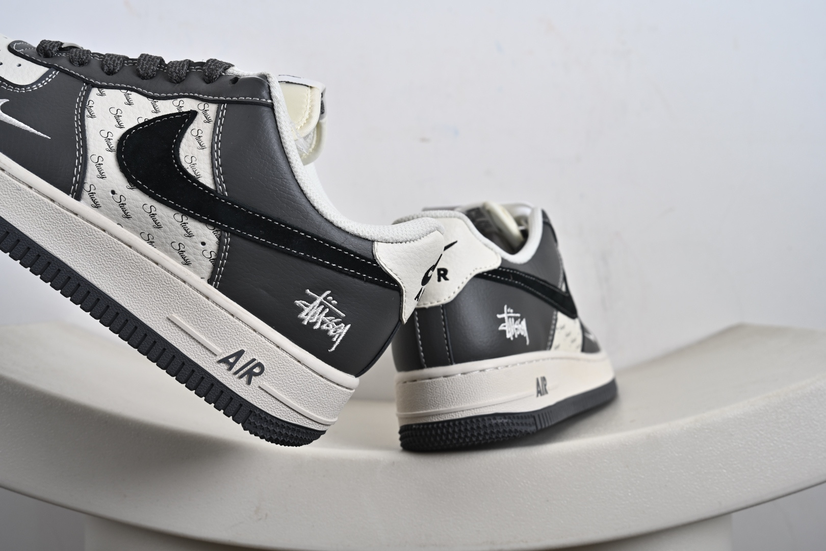 Nk Air Force 1'07 Low 斯图西联名-星云灰 空军一号 低帮休闲板鞋 XZ3328-168-High Quatity Cheap Brand wholesale wholesaler seller Clothes Bags handbags Sneakers Top Fashion Clothing Shoes from China Factory Chinese suppliers best Quality Beautiful Price Nk Air Force 1'07 Low 斯图西联名-星云灰 空军一号 低帮休闲板鞋 XZ3328-168