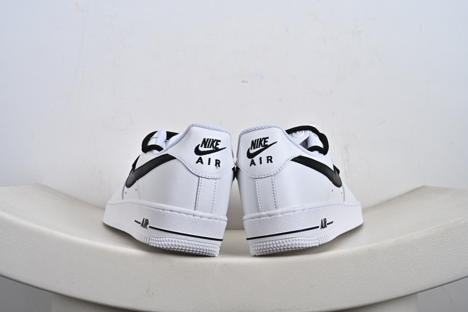 Nike Air Force 1'07“高街”订制空军一号板鞋 CW2288-111