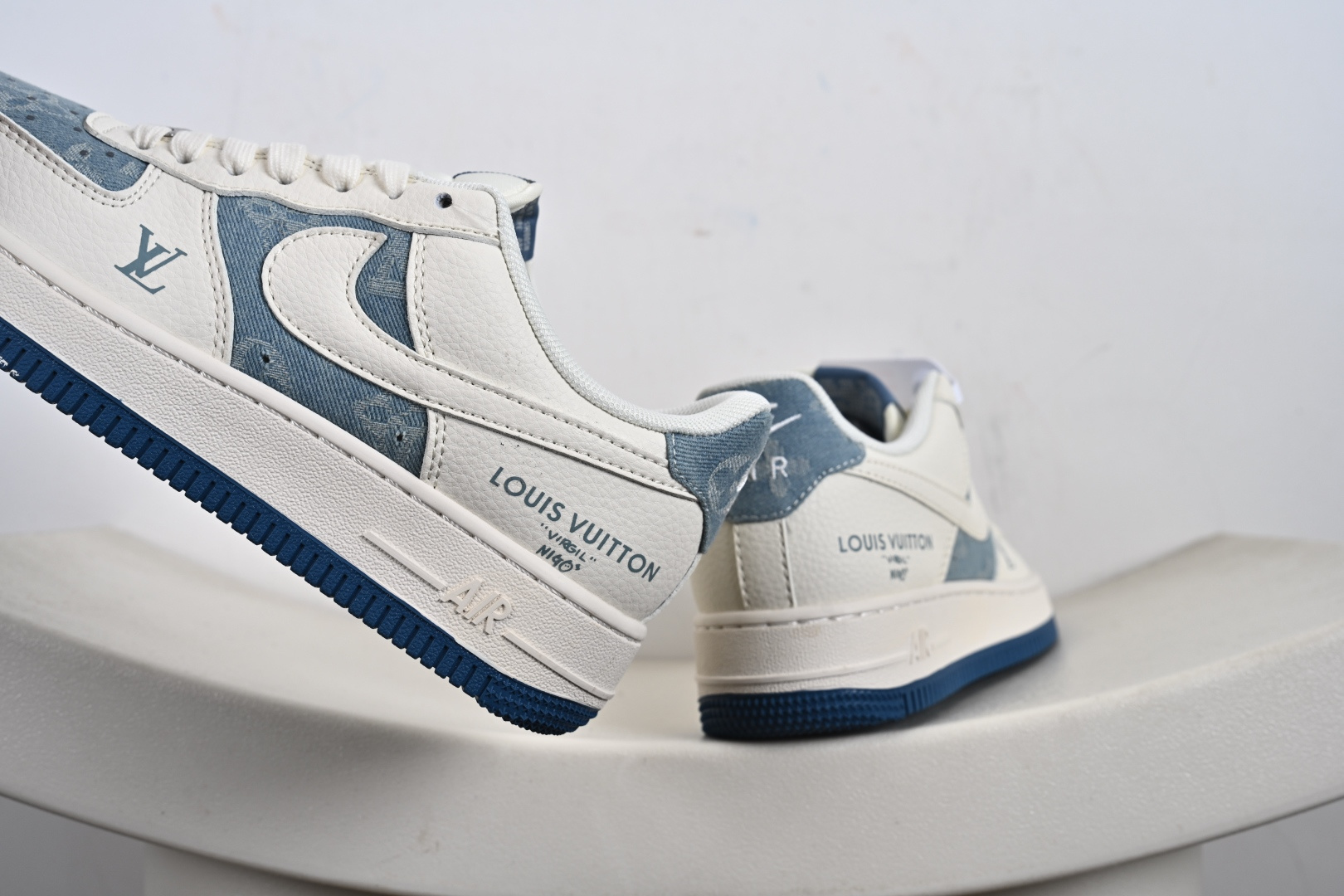 高端定制Nike Air Force 1 '07 Low “LV联名------ 白蓝帆布” 高端定制 低帮休闲板鞋 XD2588-606