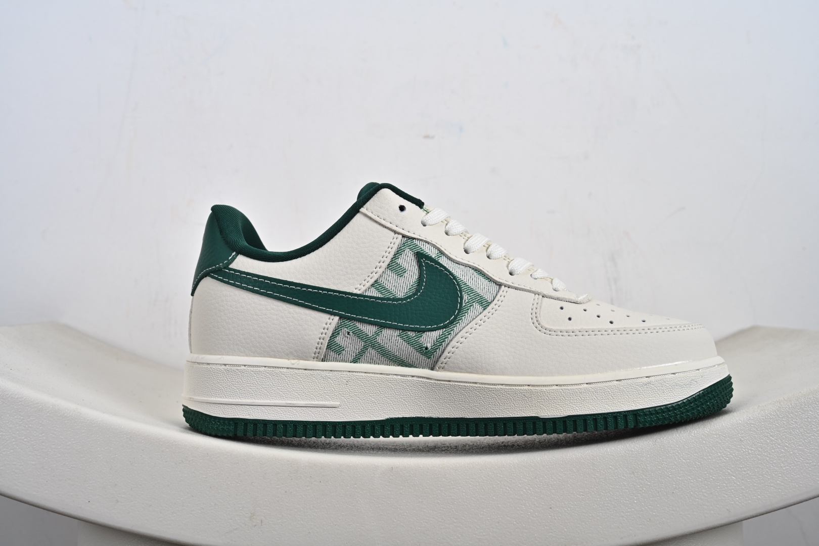 NIke Air Force 1 '07 Low BAPE联名--奶白薄荷 空军一号低帮 运动鞋 DK0188-089