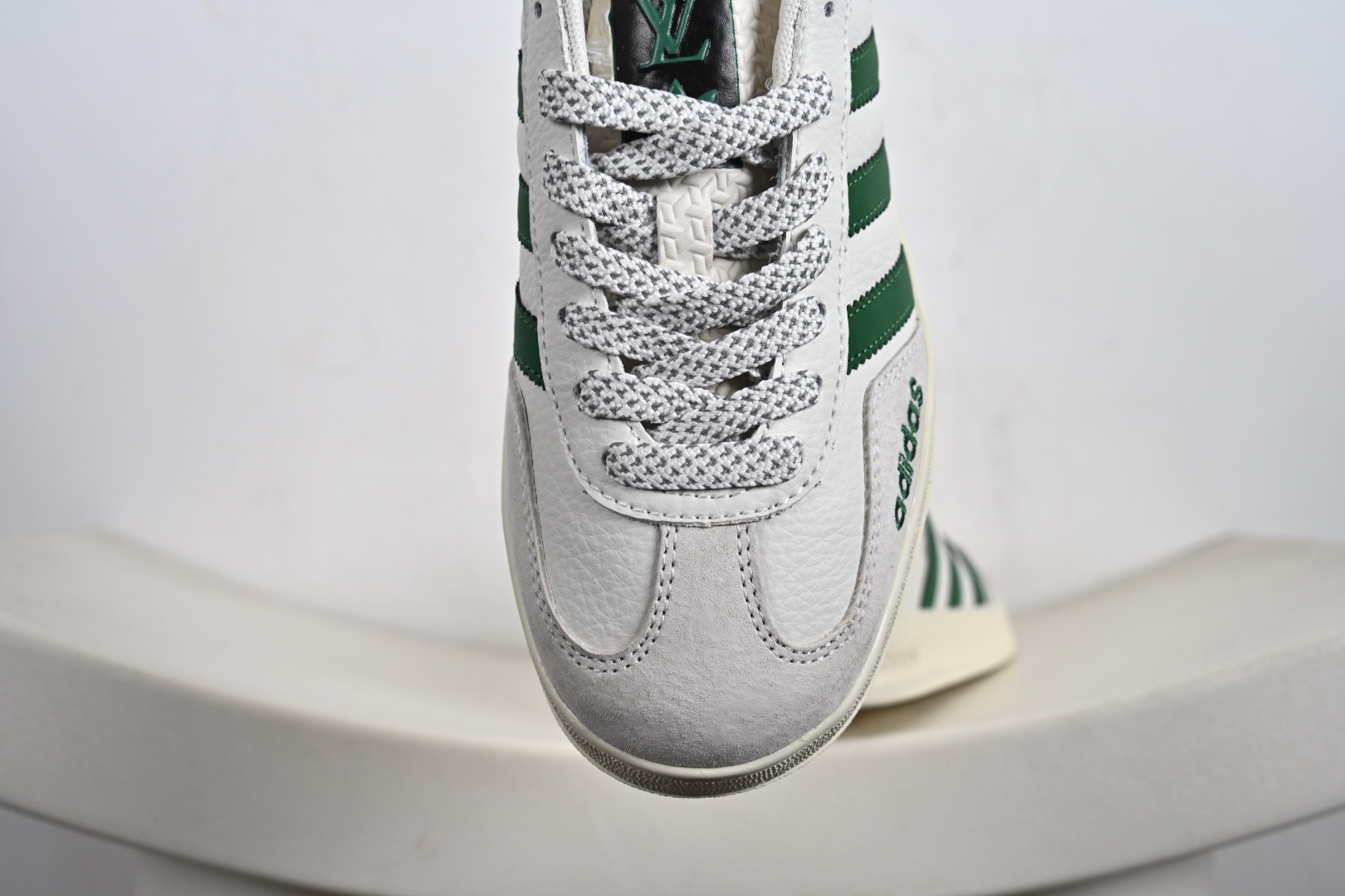 Adidas SAMBA 德训鞋 高端定制桑巴系列 低帮休闲板鞋 DM1234