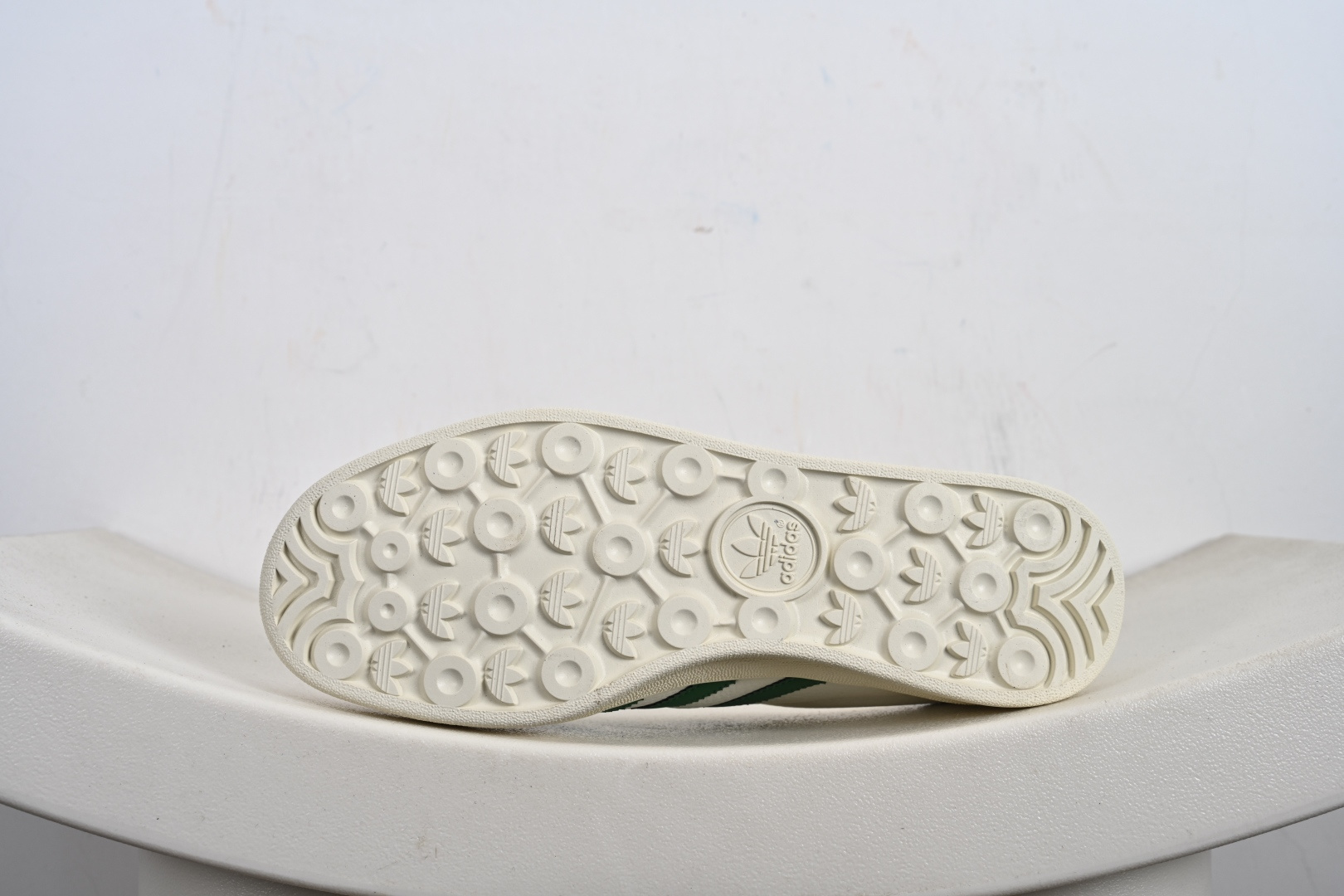 Adidas SAMBA 德训鞋 高端定制桑巴系列 低帮休闲板鞋 DM1234