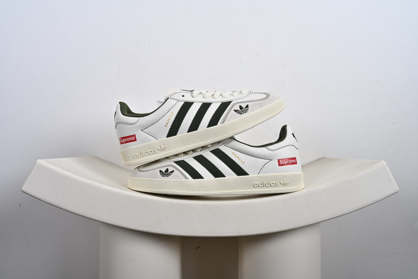 Adidas SAMBA 德训鞋 高端定制桑巴系列 低帮休闲板鞋 DM1234