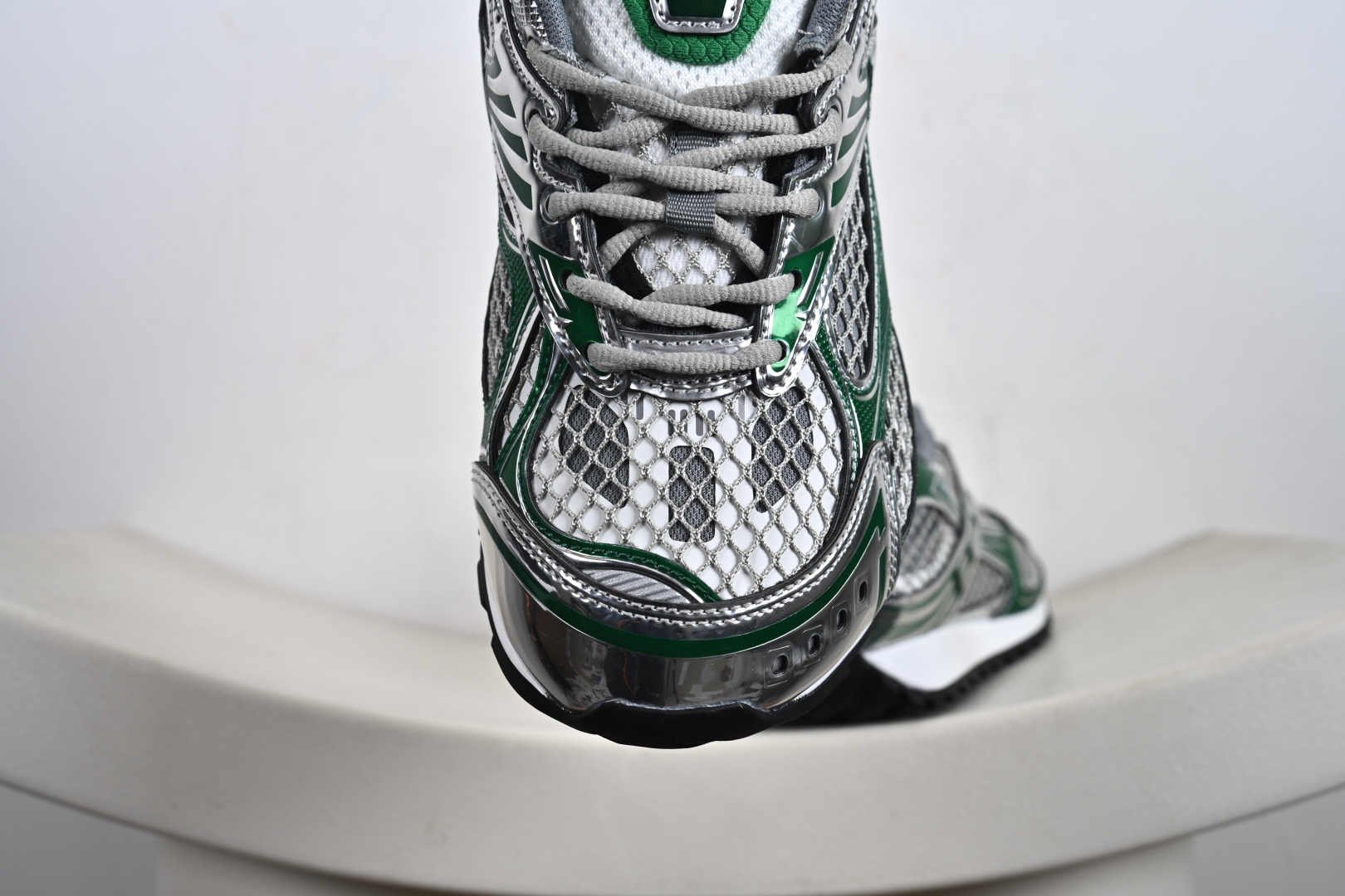 300 Bottega Veneta葆蝶家 Orbit