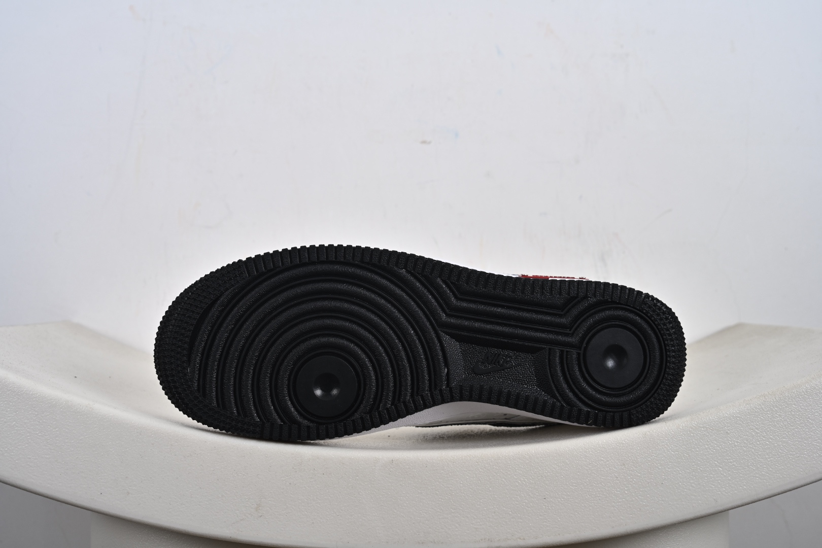 240 高端定制 Air Force 1 '07 Low “LV联名---白黑立体印刷” 高端定制 低帮休闲板鞋 XL1979-111