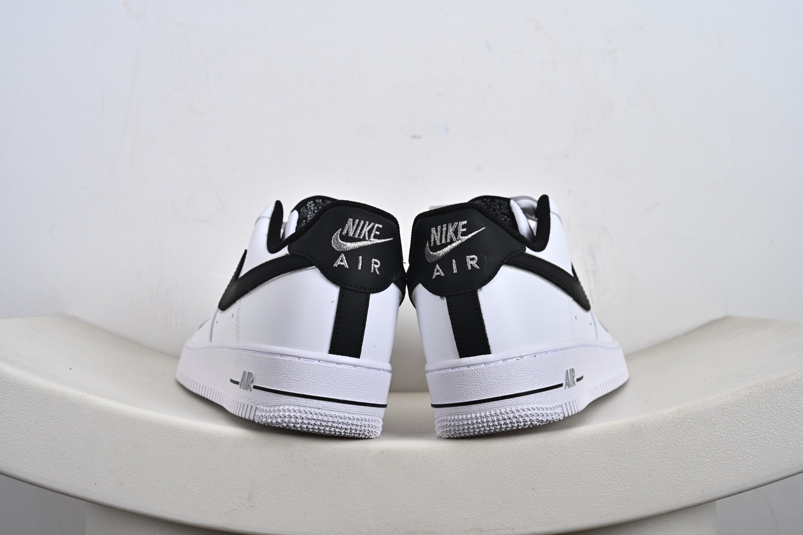 240 定制版 Nike Air Force 1'07 Low 黑银小勾 空军一号低帮休闲板鞋 ZH0316-109