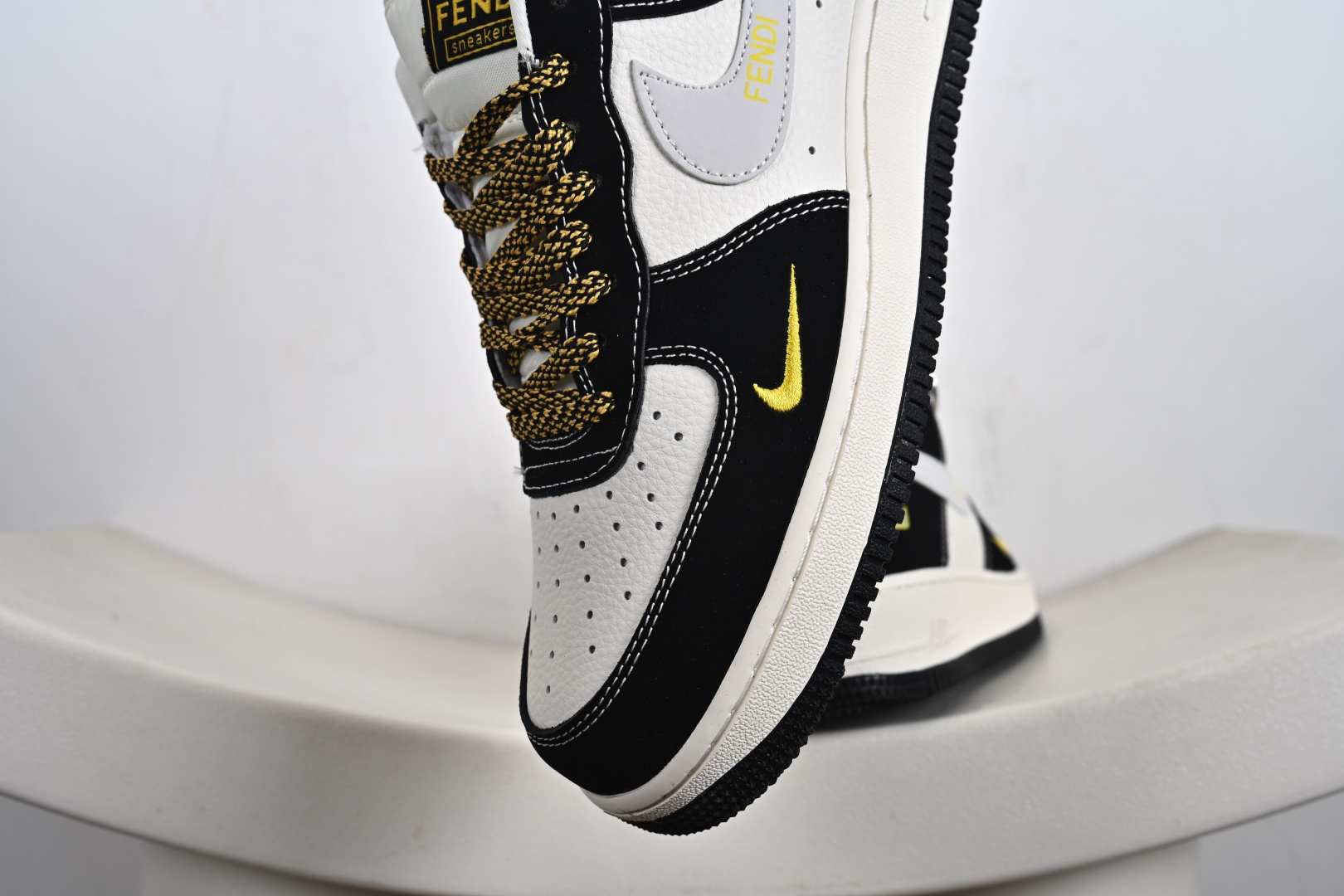 定制版 Nike Air Force 1'07 Low 芬迪联名 黑猫 空军一号低帮休闲板鞋 DX1888-099