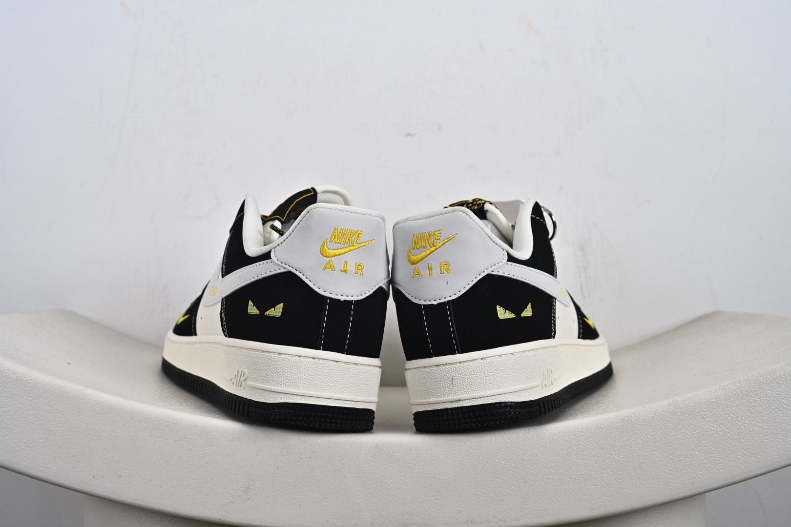 定制版 Nike Air Force 1'07 Low 芬迪联名 黑猫 空军一号低帮休闲板鞋 DX1888-099