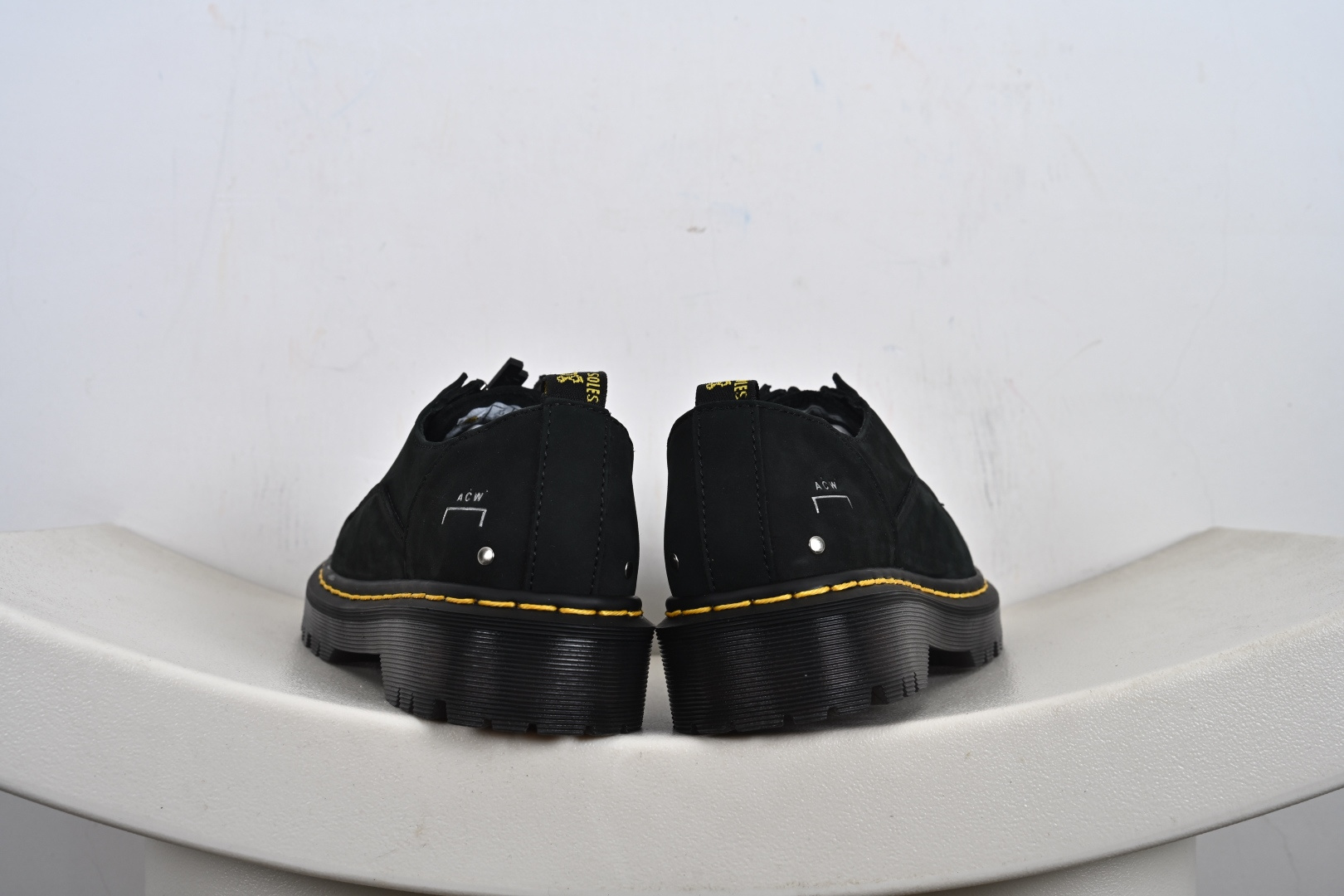 260 Dr.Martens 马汀博士马丁靴 1461系列3孔低帮牛津厚底款 R1182