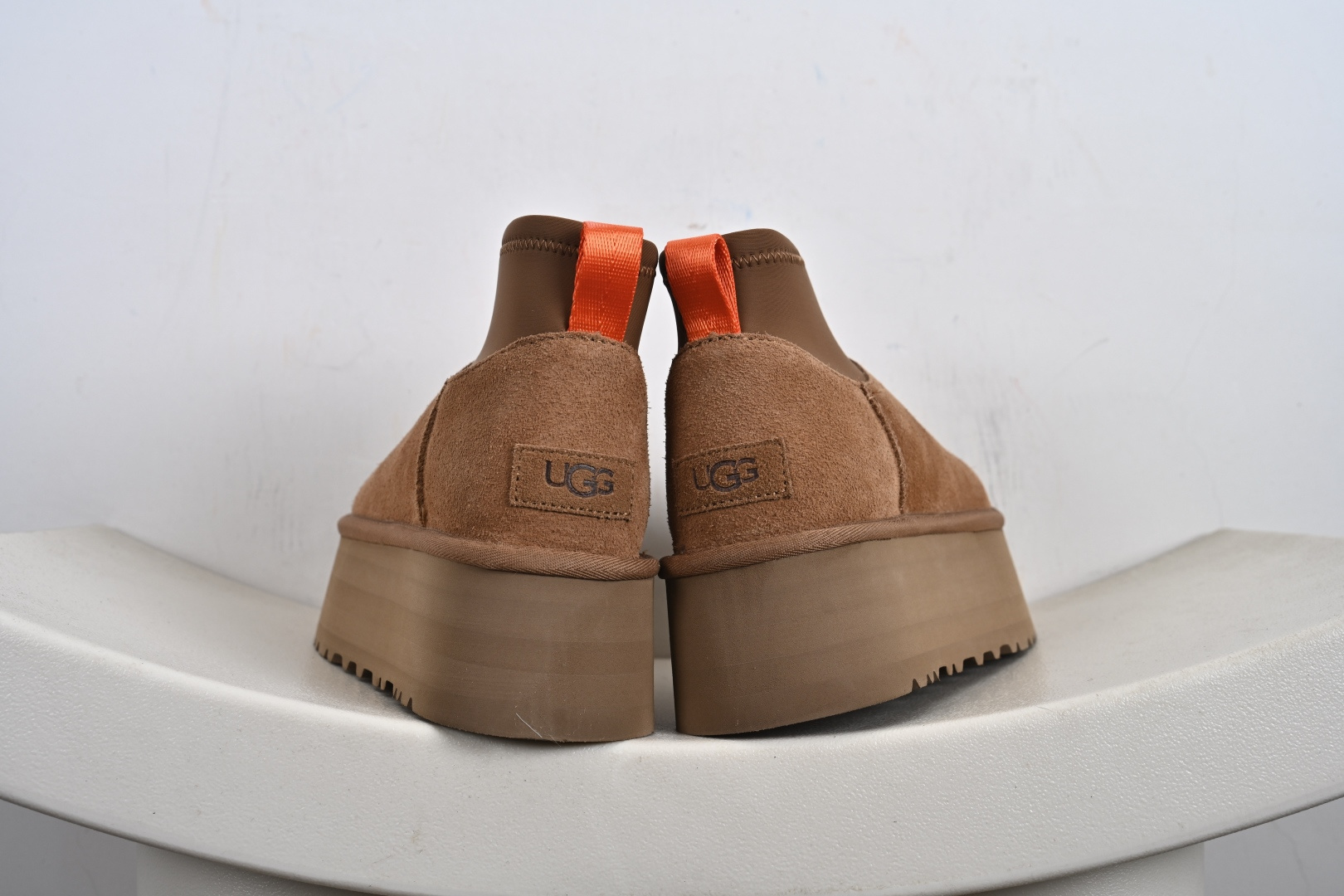 200 官方经典款 羊皮毛一体雪地靴