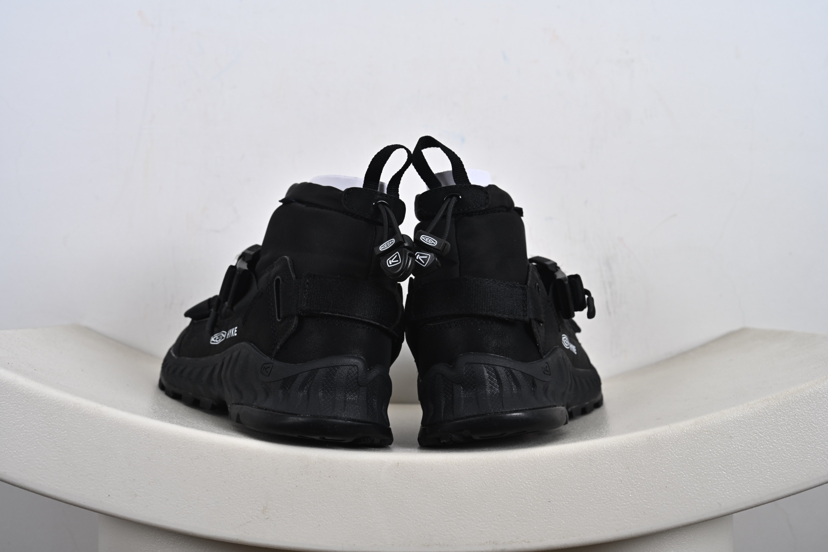 240 KEEN HOODZERRA男女士抗水保暖加绒绑带雪地靴短靴 1027980-102