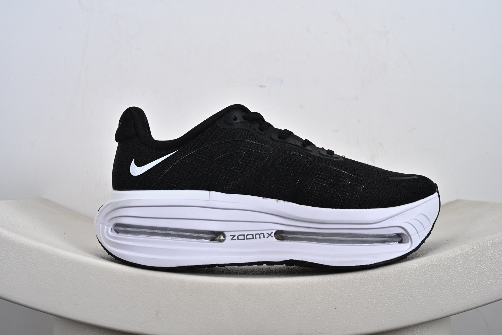 200 Nike ZOOM PREMIUM 耐克 飞马 舒适减震防滑 低帮跑步鞋全掌ReactX泡绵中底 FN8453-011